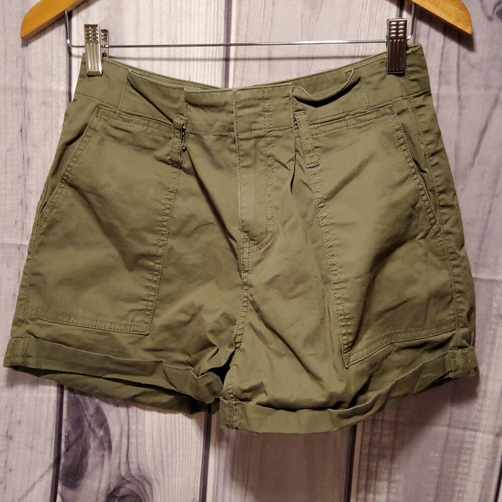 Vanilla star khaki cuffed shorts high waisted size 7